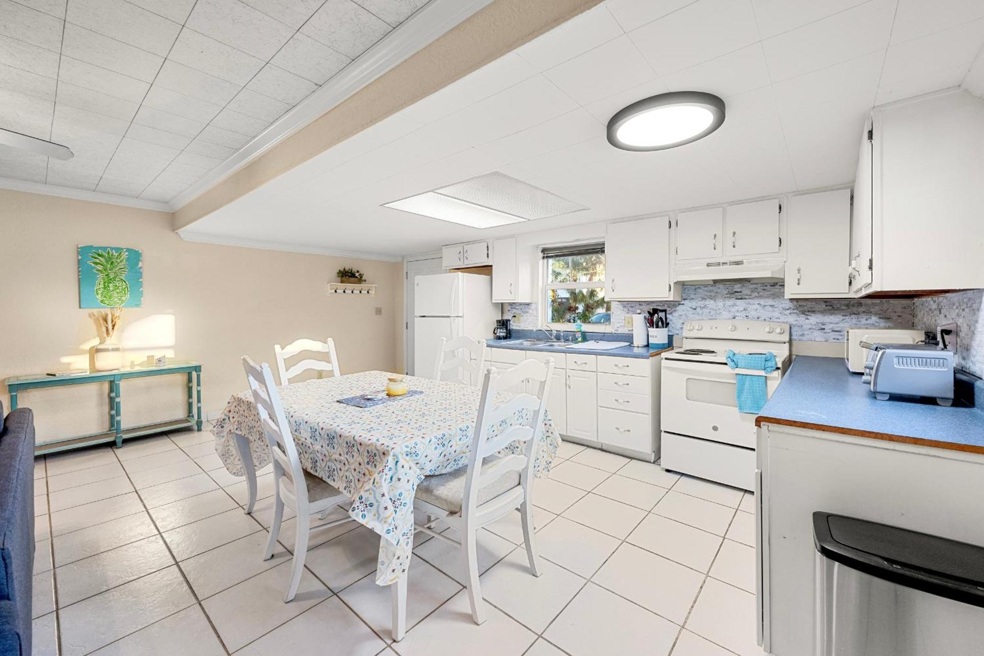Tropical Tranquility In South Hutchinson Beach フォート・ピアス エクステリア 写真